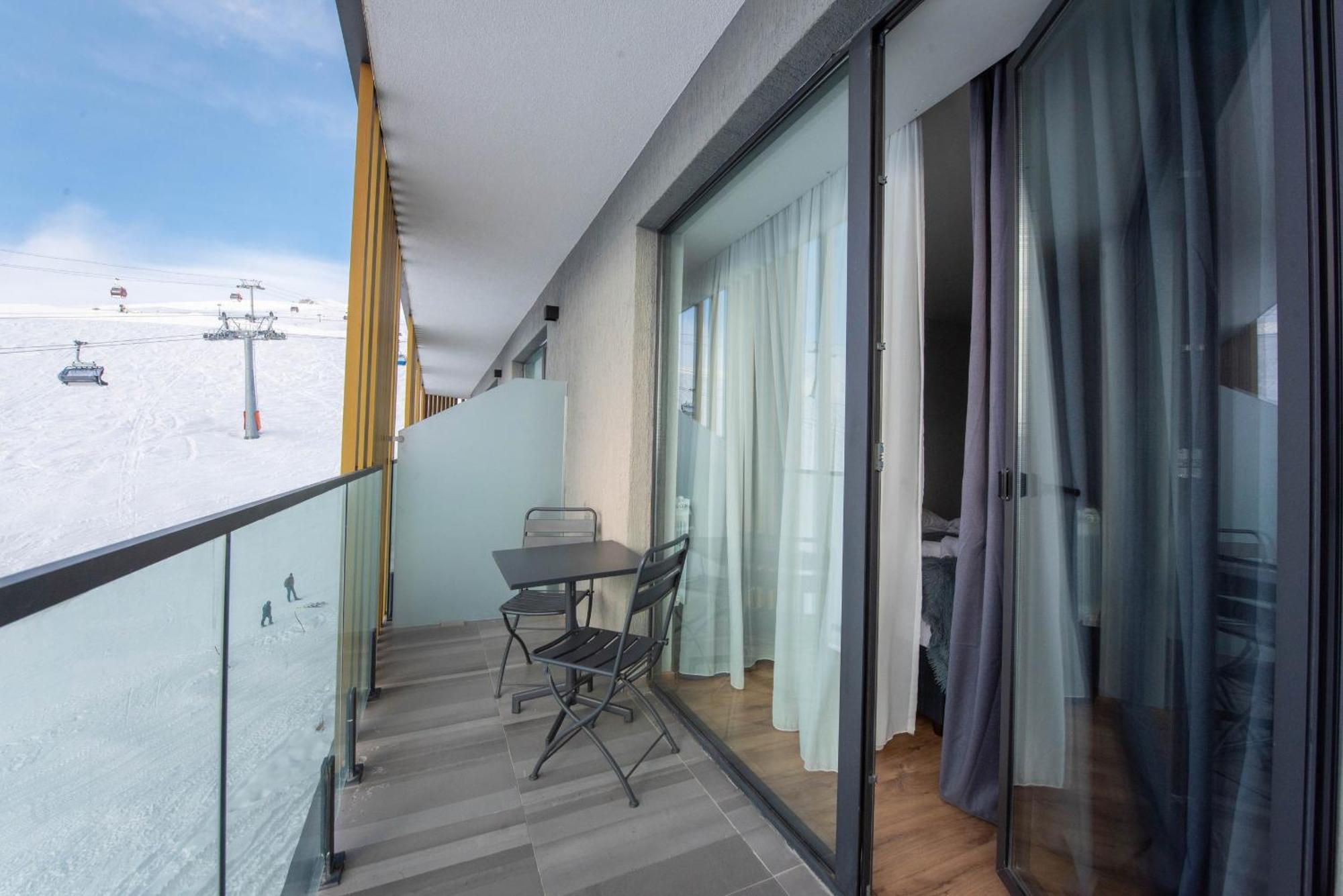 Gudauri Atrium Aparthotel Exteriér fotografie